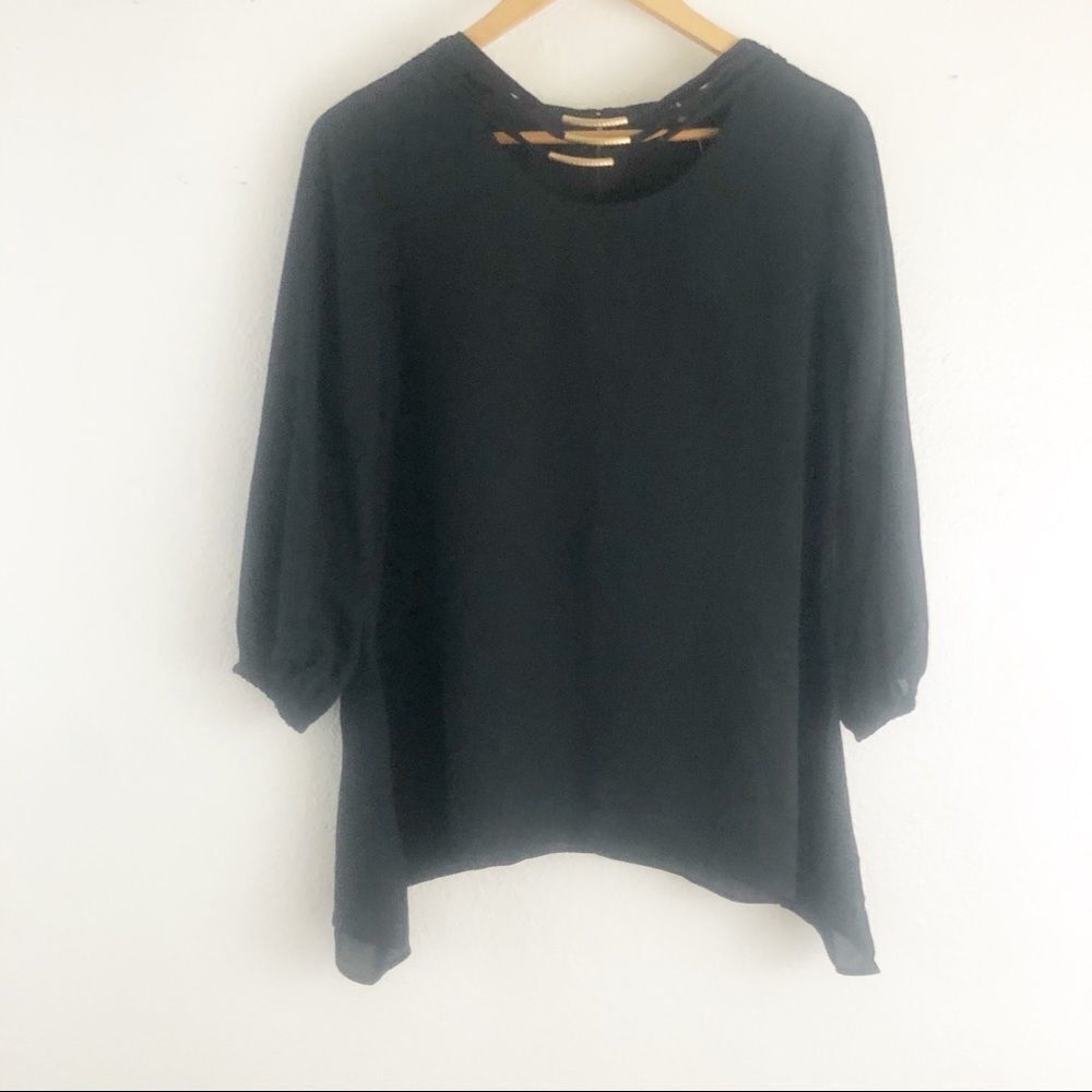 Sami & Jo Black low high neck details blouse size S   New with tags